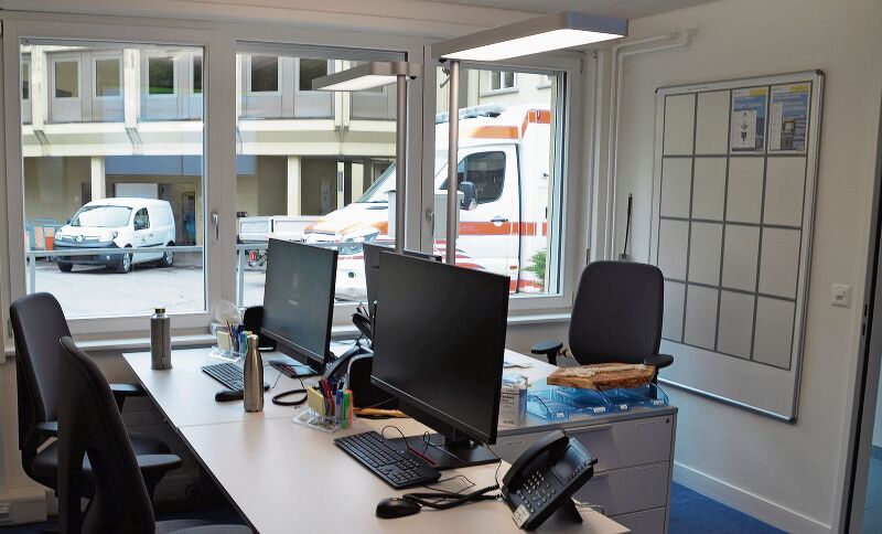 Hell und modern ausgestattet: das neue Büro der Wache von Schutz & Rettung Zürich in Affoltern. Hell und modern ausgestattet: das neue Büro der Wache von Schutz & Rettung Zürich in Affoltern.
